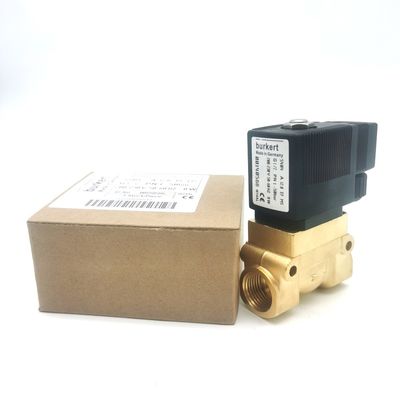 00137538 6013 प्रकार सामान्य रूप से बंद 2.0 प्रवाह छेद FKM सील 8W Burkert सोलेनोइड वाल्व