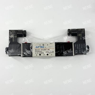 4V130C-M5 AIRTAC विद्युत चुम्बकीय वाल्व AC220V DC24V 5/3-Way विस्फोट प्रूफ