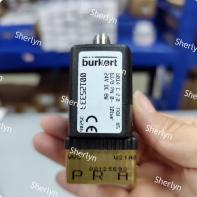Burkert 00125334 दो स्थिति तीन-तरफा सोलेनोइड वाल्व 6014 सीरीज सी सामान्य रूप से बंद G1/8 पीतल वाल्व शरीर