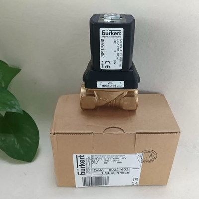 Burkert 6213 सोलेनोइड वाल्व 00221602 G1/2 2/2 NC DC24V 8W पीतल शरीर NBR सील 0-10bar